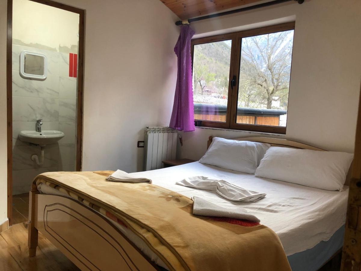 Bjeshkeza Bujtina Hotel Nderlysaj Екстериор снимка