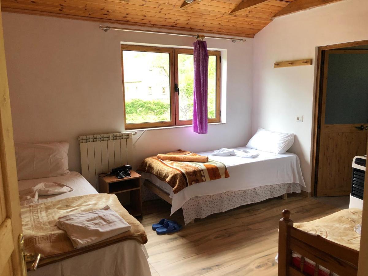 Bjeshkeza Bujtina Hotel Nderlysaj Екстериор снимка